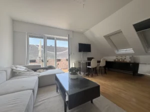 *Charmante 3-Zimmer-Wohnung mit Balkon & TG-Stellplatz in ruhiger Lage*
