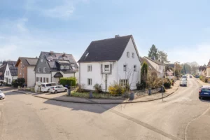 Haus mit zwei separaten Wohneinheiten in begehrter Wohnlage.